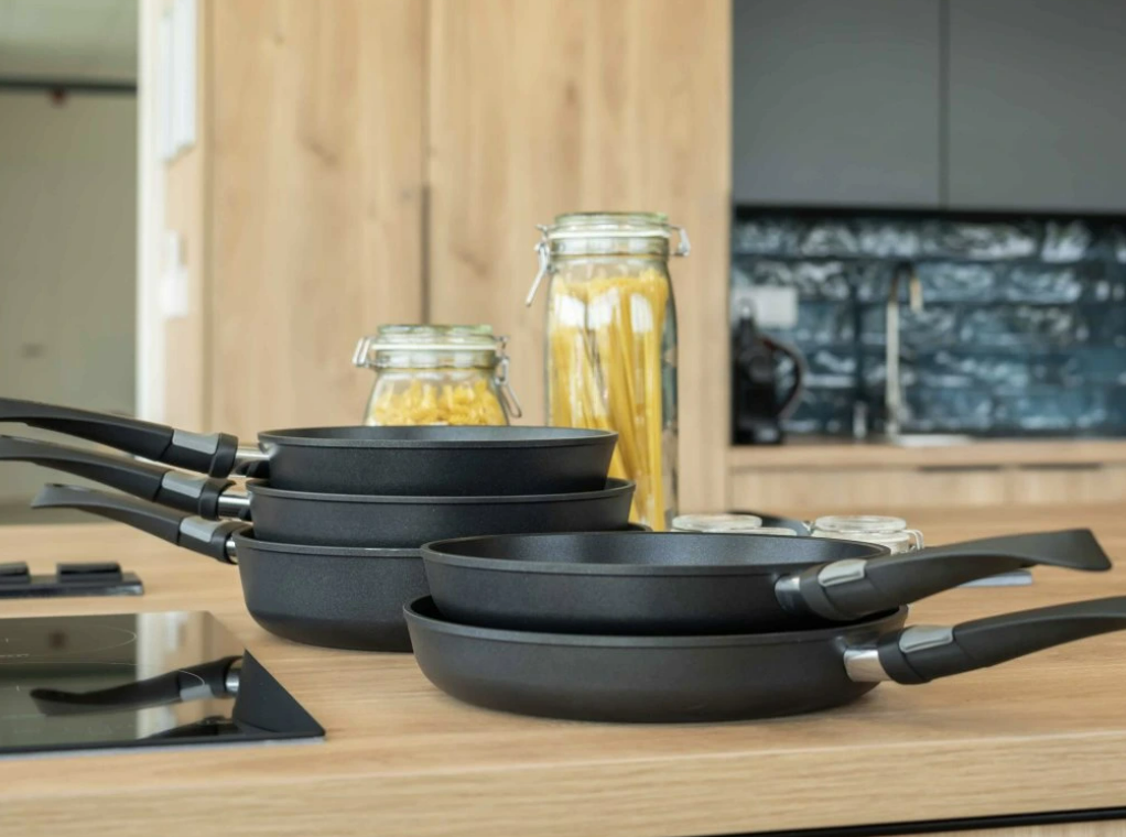 Remoska Luna diepe koekenpan 24 cm met afneembare handgreep – inductie, anti-aanbak